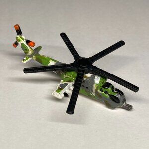 Micro Machines Military Mi-24 Hind Helicopter Galoob LGTI 1993